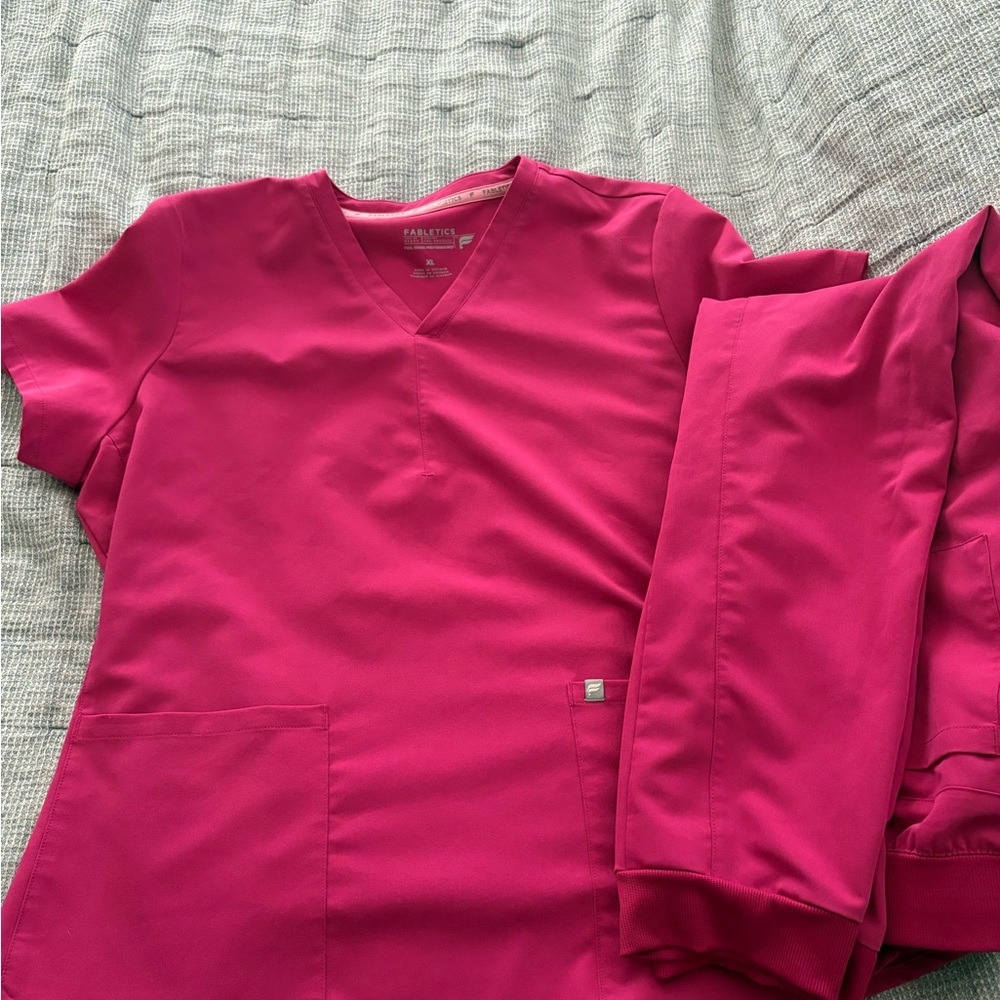Figs Vivid Pink Medical Scrub Set